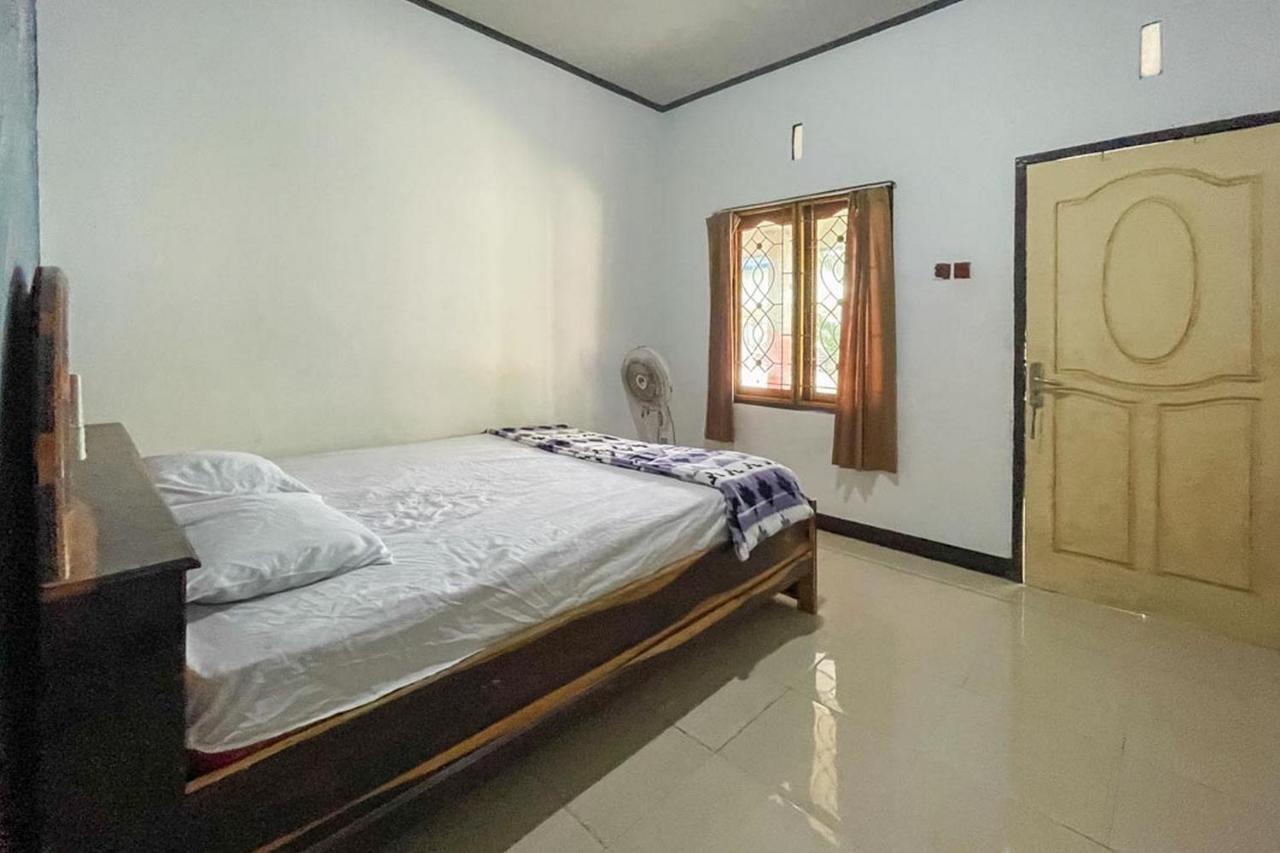 Ekas Beach Guesthouse Mitra Reddoorz מראה חיצוני תמונה