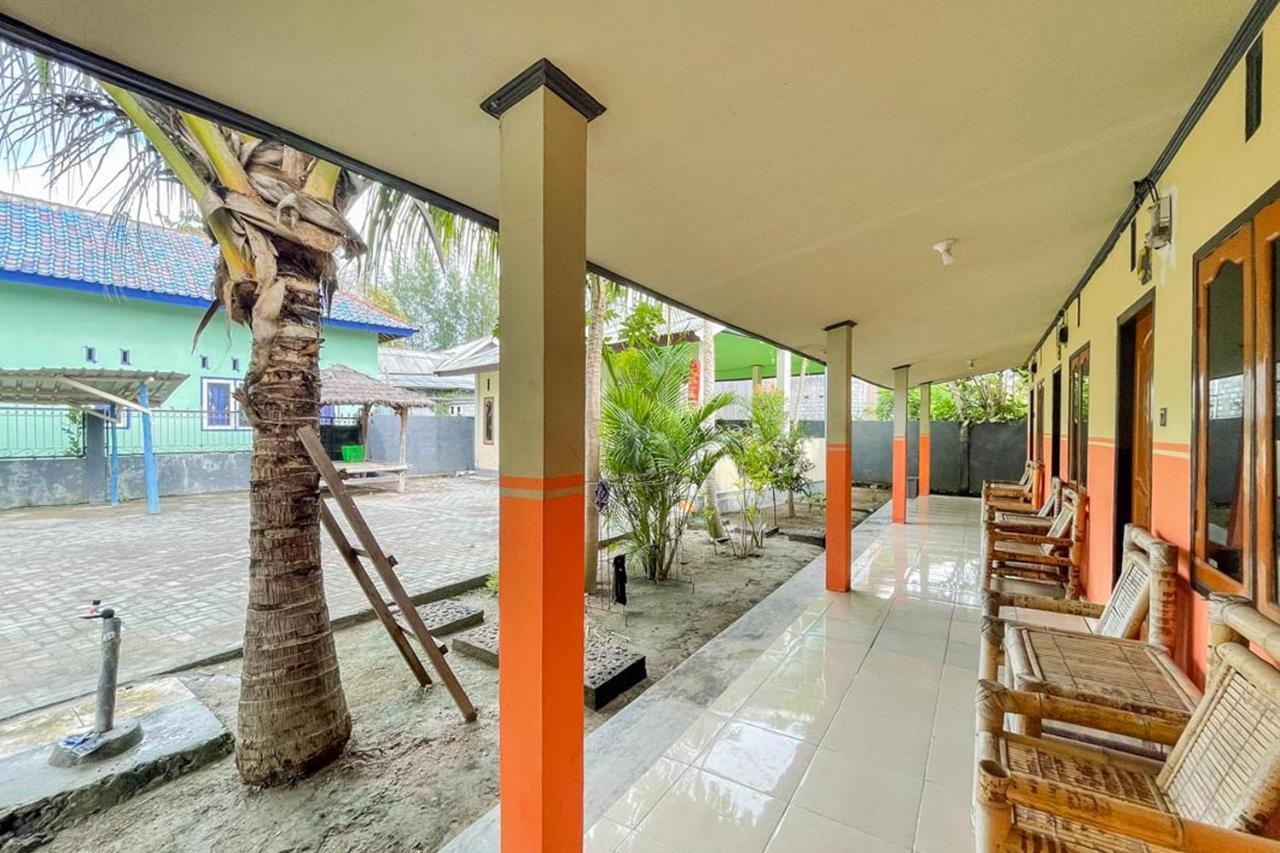 Ekas Beach Guesthouse Mitra Reddoorz מראה חיצוני תמונה