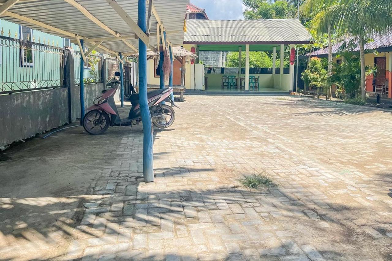 Ekas Beach Guesthouse Mitra Reddoorz מראה חיצוני תמונה